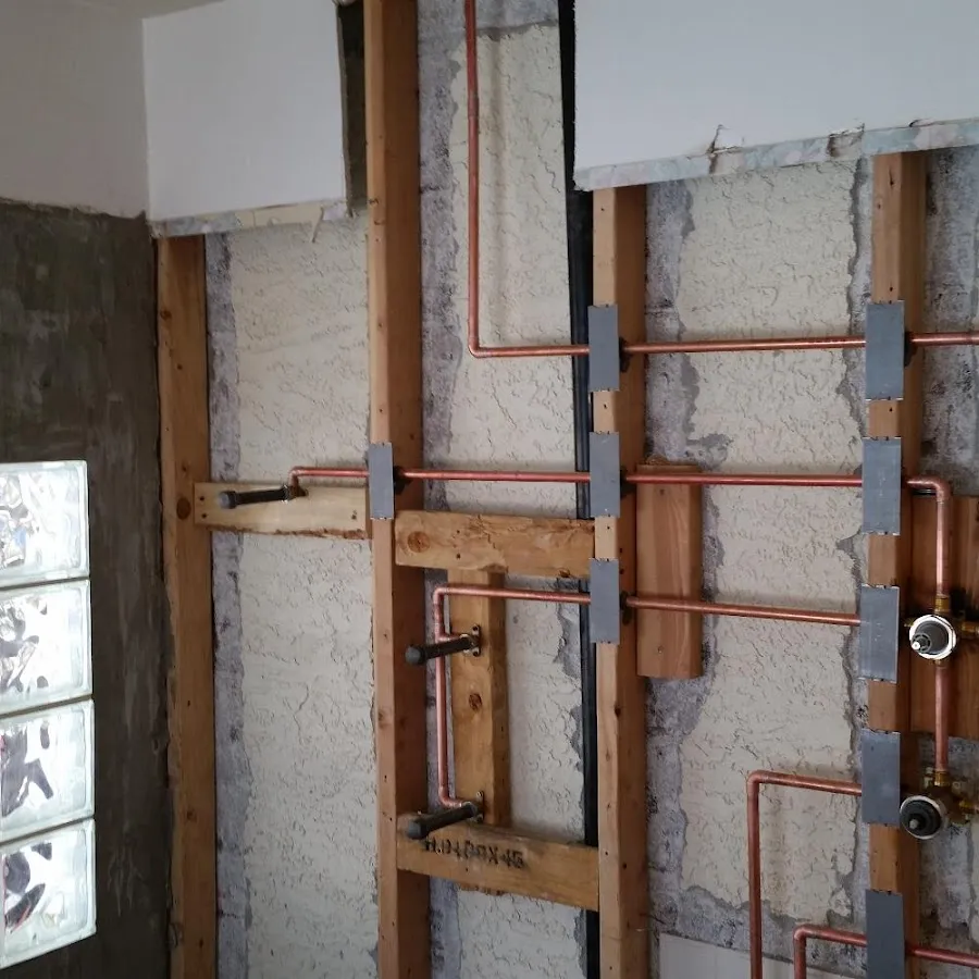 Copper pipe installation for Emergency Plumber in Iowa Colony